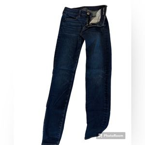 American Eagle Women's Hi-Rise The Dream Jean Jegging - Size 4